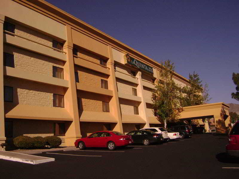 Отель La Quinta By Wyndham El Paso West Bartlett Экстерьер фото